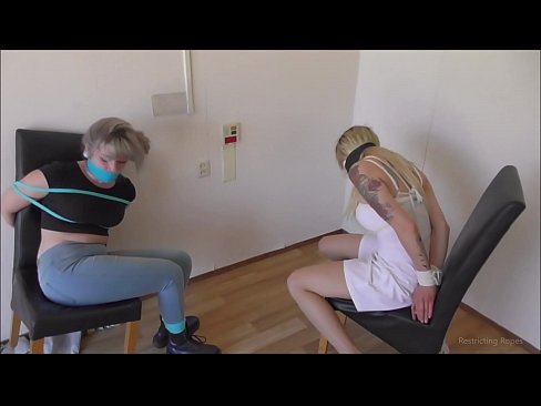 ❤️ Tràilleach / ceangailte agus gagged / nighean ann an àmhghar ❤️❌ Bhidio fucking leinn gd.watchhentai.ru ☑